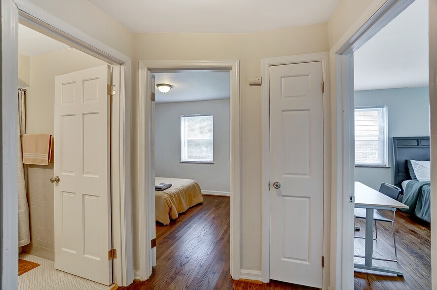 Building Photo - 531 Norway Ave