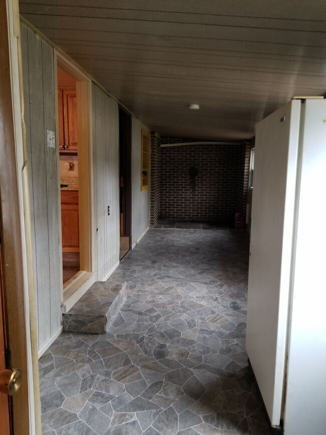 Building Photo - House in South Mountain Community