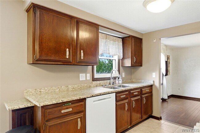 Building Photo - 306 Sagewood Terrace