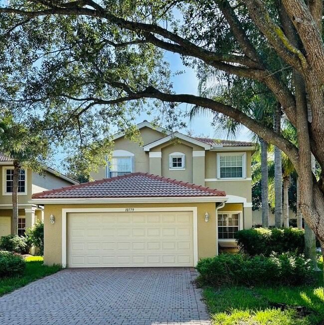 Building Photo - 10779 Paperbark Pl