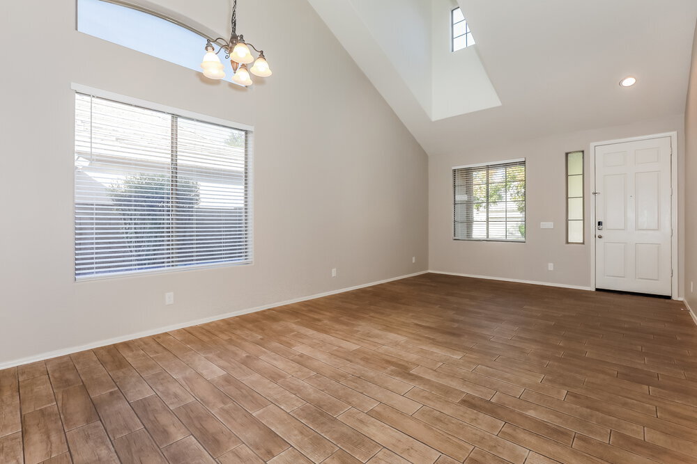 Building Photo - 1465 E Mia Ln