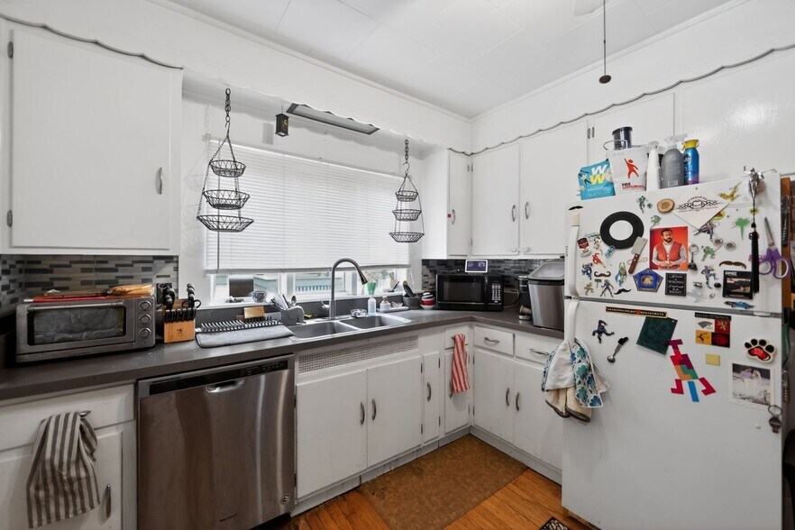 Building Photo - 151 Wolcott Ave