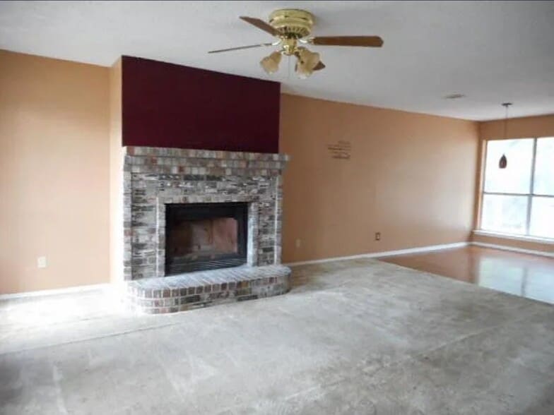 Building Photo - 6420 Longmont Trail