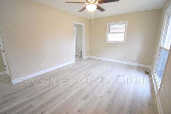 Building Photo - 259 Channing Dr