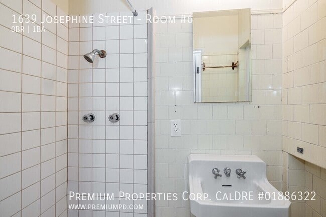 Building Photo - 1639 Josephine St