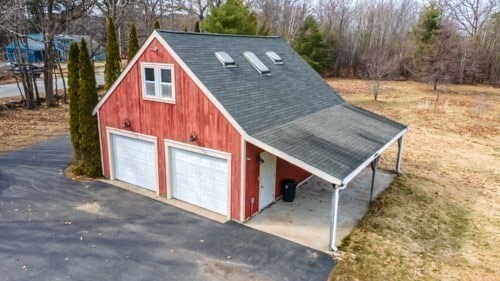 Building Photo - 1025 New Ipswich Rd