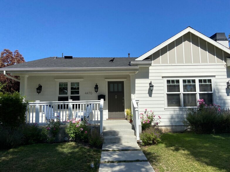 Building Photo - 4470 Stansbury Ave