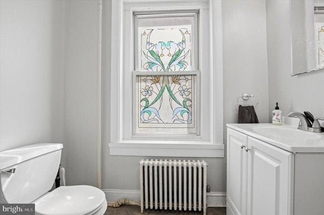 Building Photo - 343 Spring Mill Ave