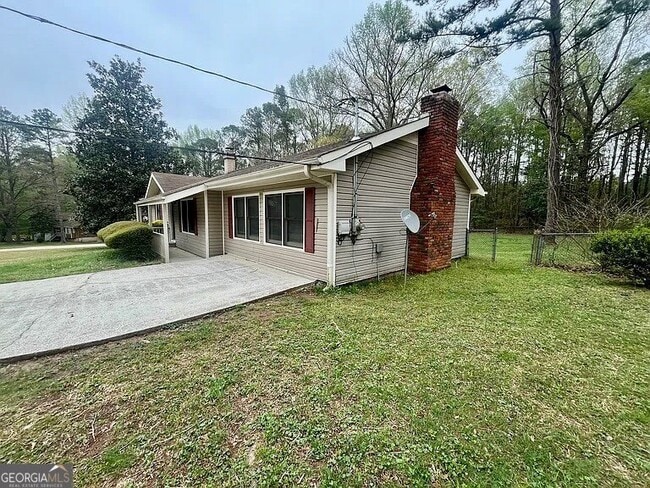 Building Photo - 119 Longview Rd