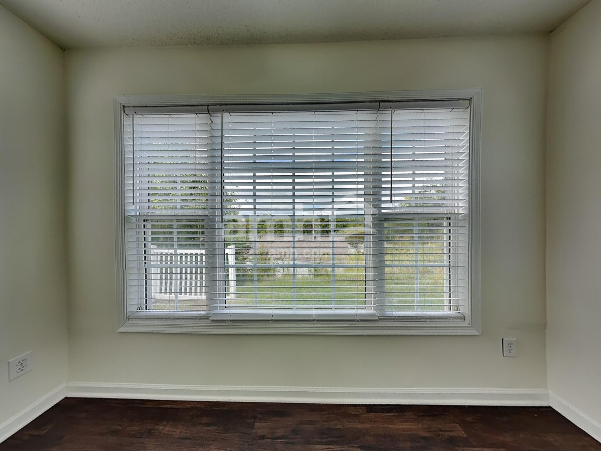 Building Photo - 150 Exeter Ct