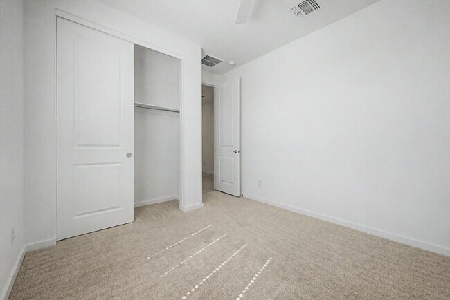 Building Photo - 25291 W Hidalgo Ave