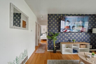 Building Photo - 26 W Burlington Ave