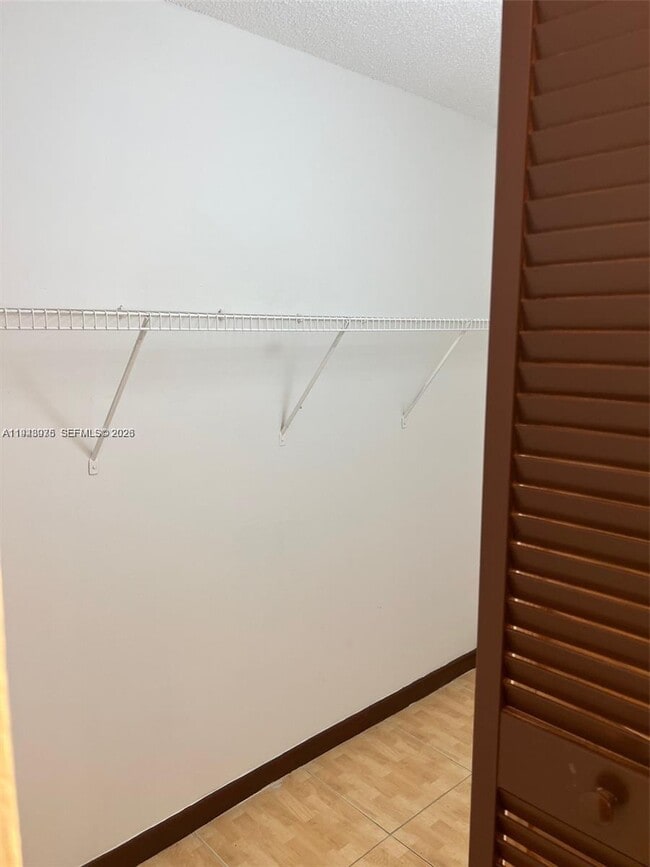 Building Photo - 10651 SW 108th Ave