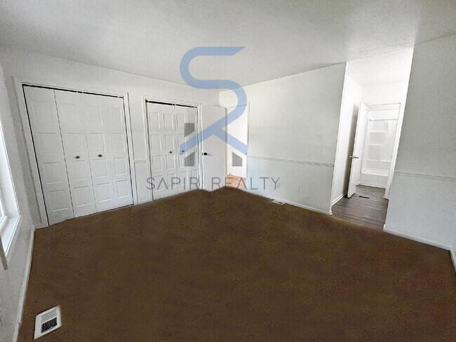 Building Photo - 2734 Penwood Pl