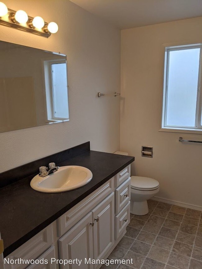 Building Photo - 4 br, 2 bath House - 1405 5th Street