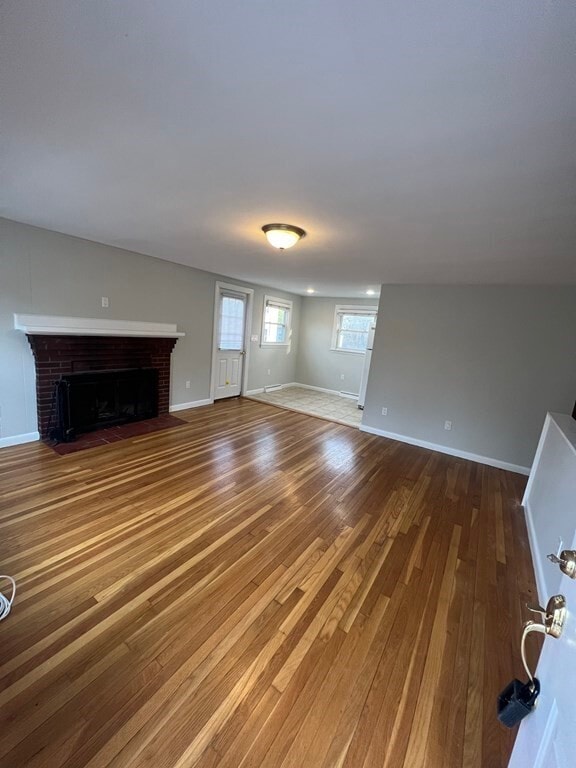 Building Photo - 68 Crescent St