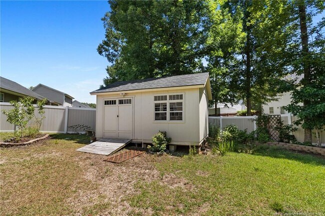 Building Photo - 5802 Rainsford Dr