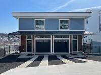 Building Photo - 324 Edwards Pl