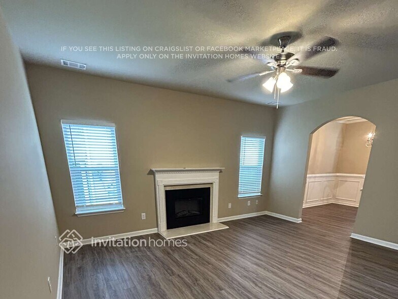 Building Photo - 833 Whitfield Oak Way NE