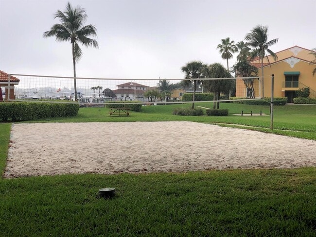 Building Photo - 117 Yacht Club 306 Way