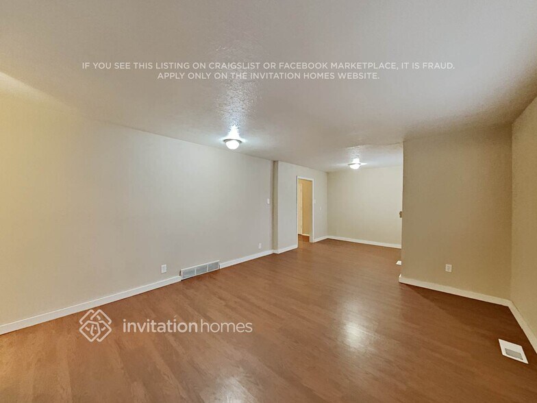 Building Photo - 9240 Wigham St