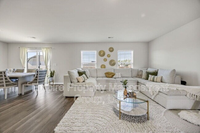 Building Photo - 706 Common Widgeon Wy