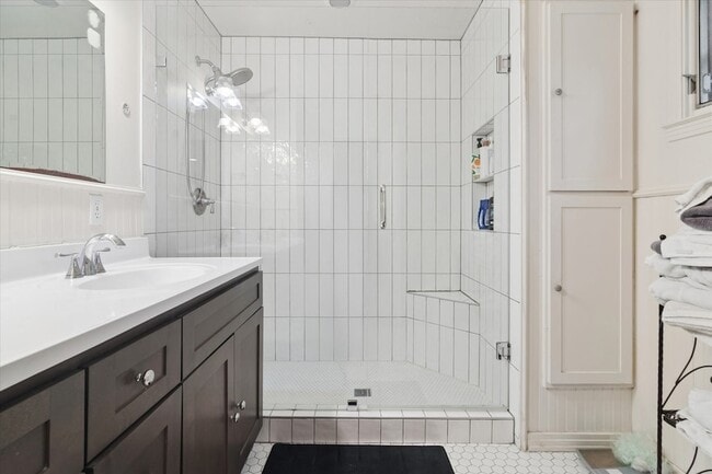 Building Photo - 8106 San Benito Way