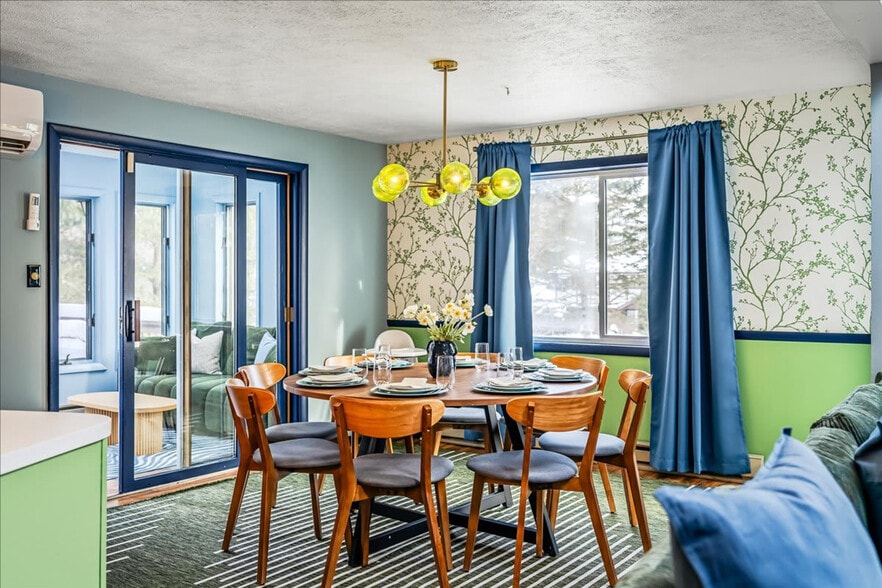 Building Photo - 157 Seminole Trail