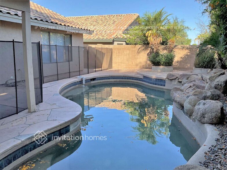 Building Photo - 7358 E Nopal Ave