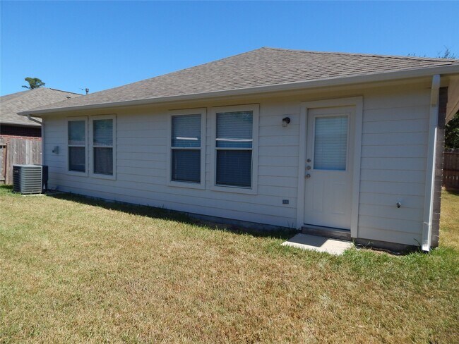 Building Photo - 17835 Torregon Ln