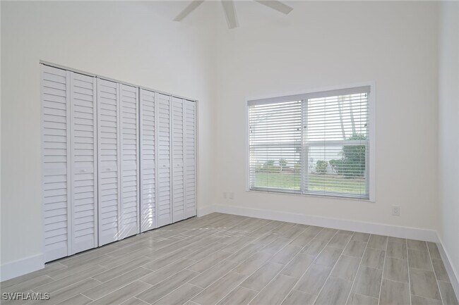 Building Photo - 12880 Kelly Bay Ct