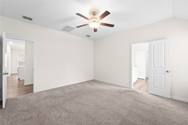 Building Photo - 1357 Rembrandt Dr