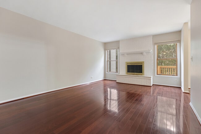 Building Photo - 414 Villa Cir Dr