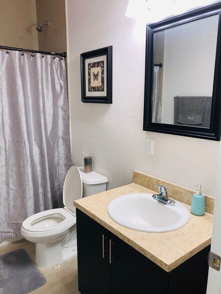 BATHROOM - 11478 SW 214th St