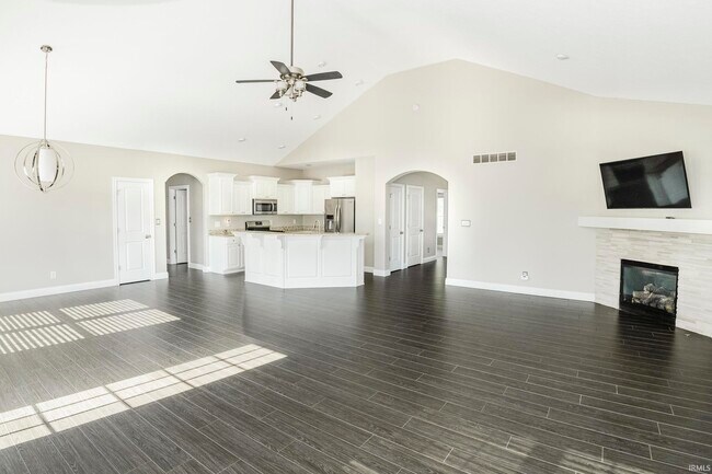 Building Photo - 4442 S Carberry Ct