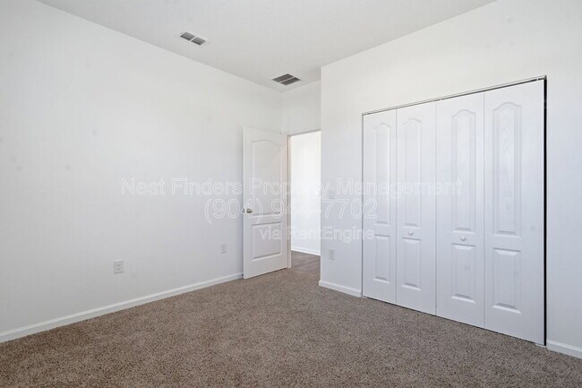 Building Photo - 190 Ardila Cir