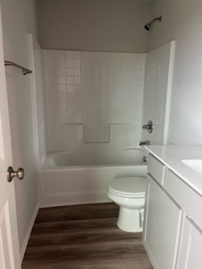 Building Photo - FIRST MONTH FREE!