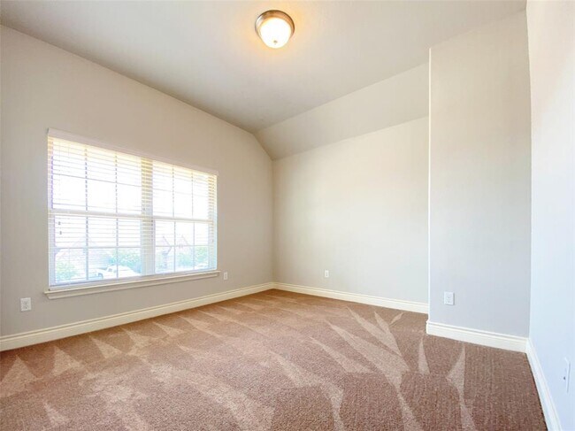 Building Photo - 414 Field Corn Ln