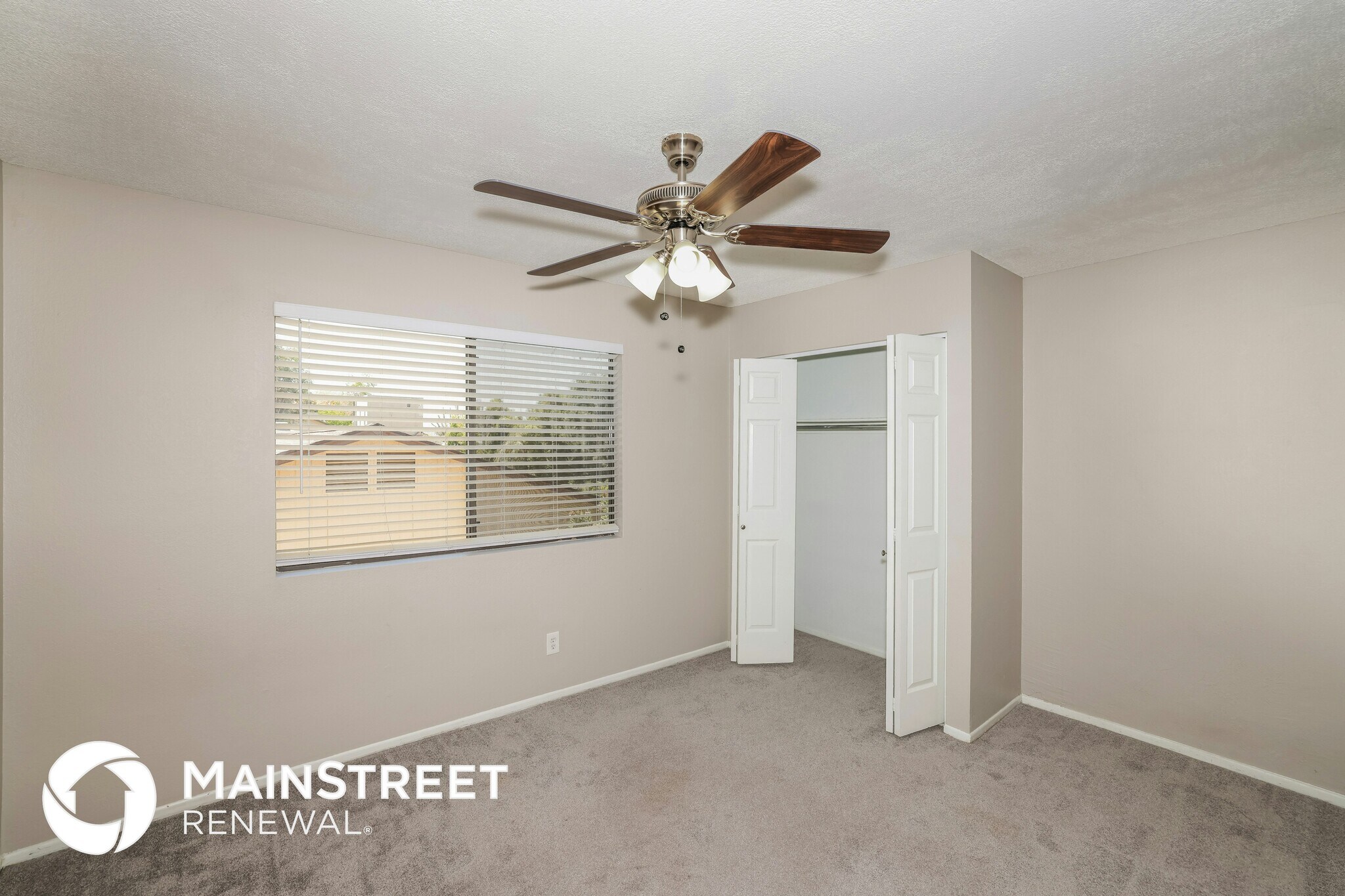 Building Photo - 5322 W Riviera Dr