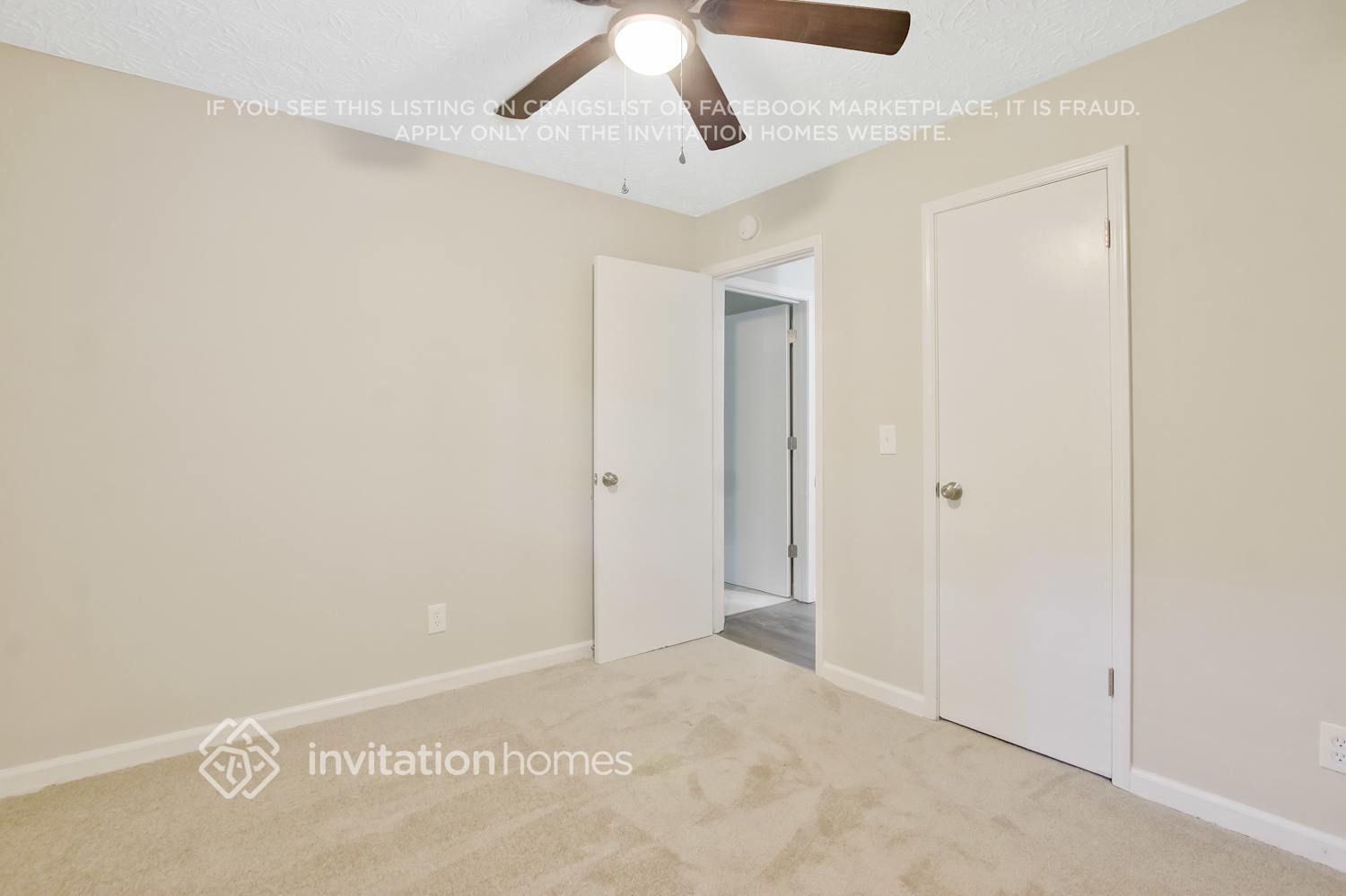 Building Photo - 1023 Lakewood Dr