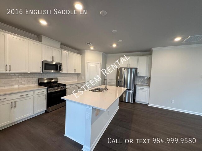 Building Photo - 2016 English Saddle Ln