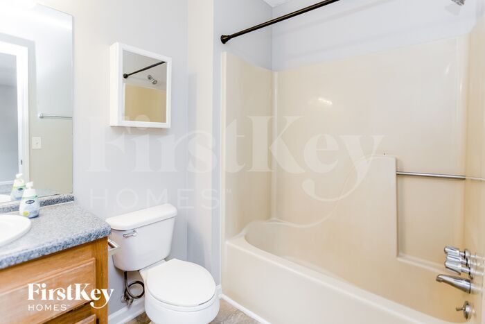 Building Photo - 2160 Toonigh Rd