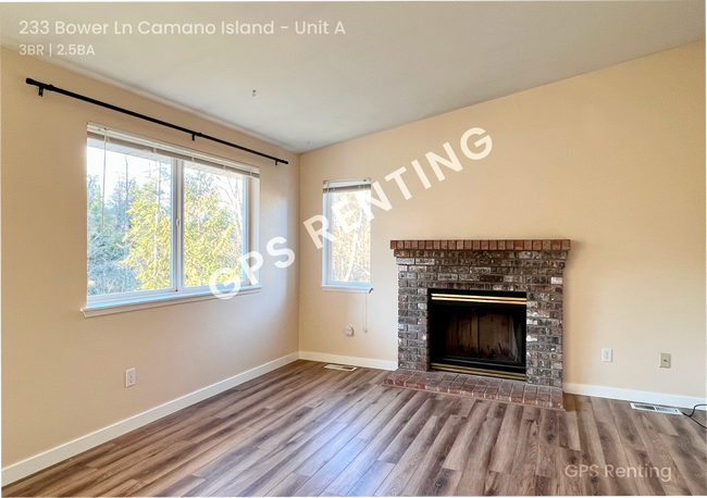 Building Photo - Sunny and Bright Territorial View Home