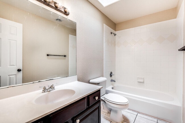 Building Photo - 900 Tecate Pl