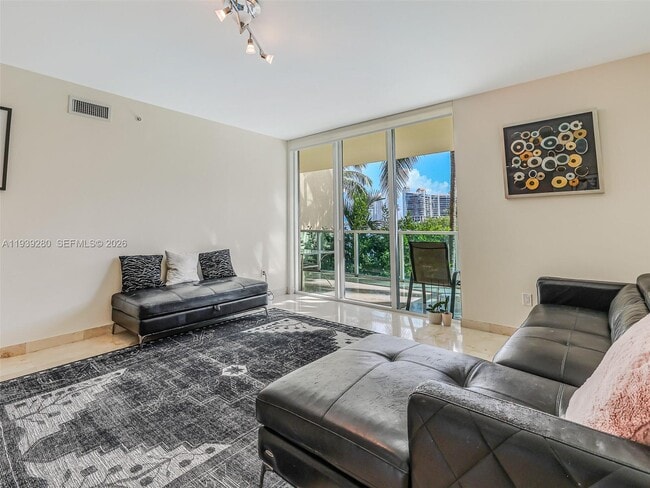 Building Photo - 3330 NE 190th St