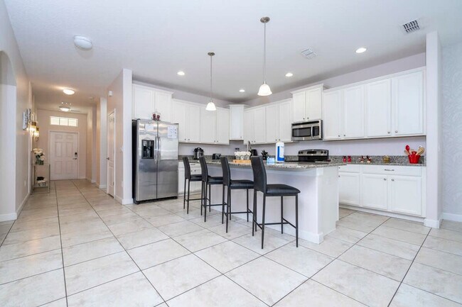 Building Photo - 2934 Buccaneer Palm Rd