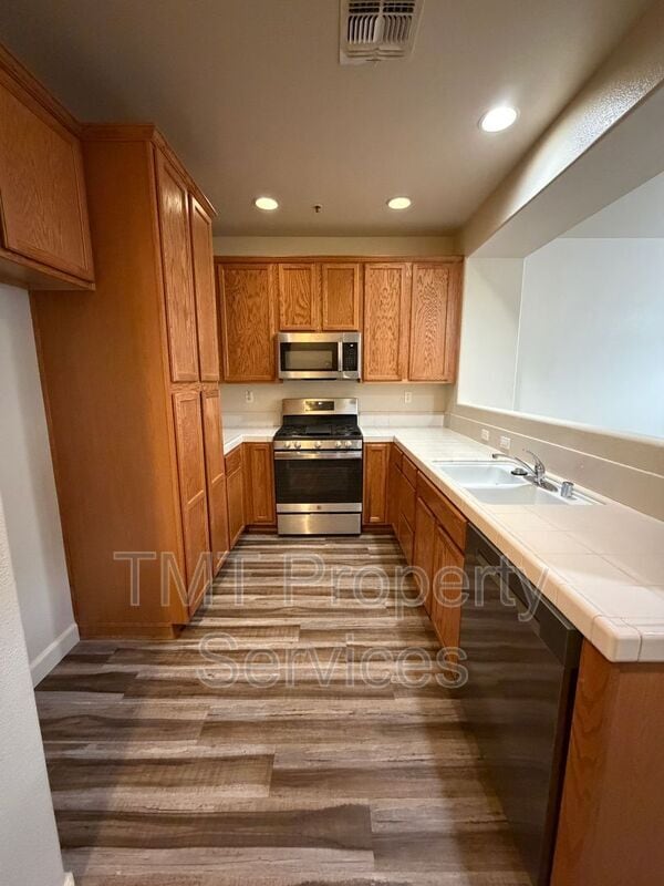 Building Photo - 8120 Crystal Walk Cir