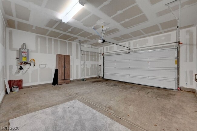 Building Photo - 8454 Vacarez Dr