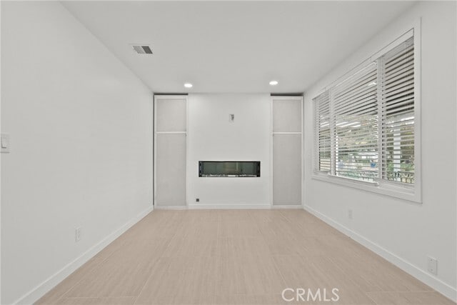 Building Photo - 10144 Gaviota Ave