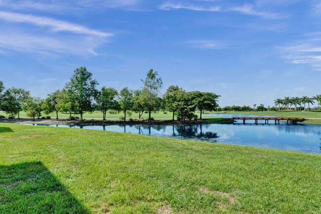 Building Photo - 12650 Vista Isles Dr